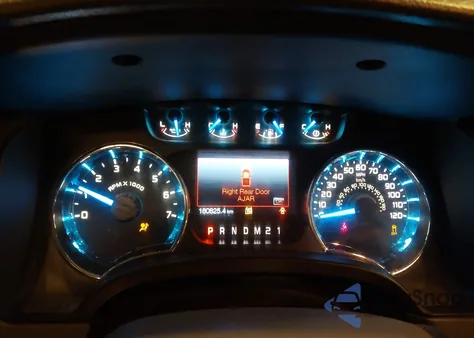 2014 Ford F-150 Xlt z USA, uszkodzony, nr VIN 1FTFW1EFXEFC22481